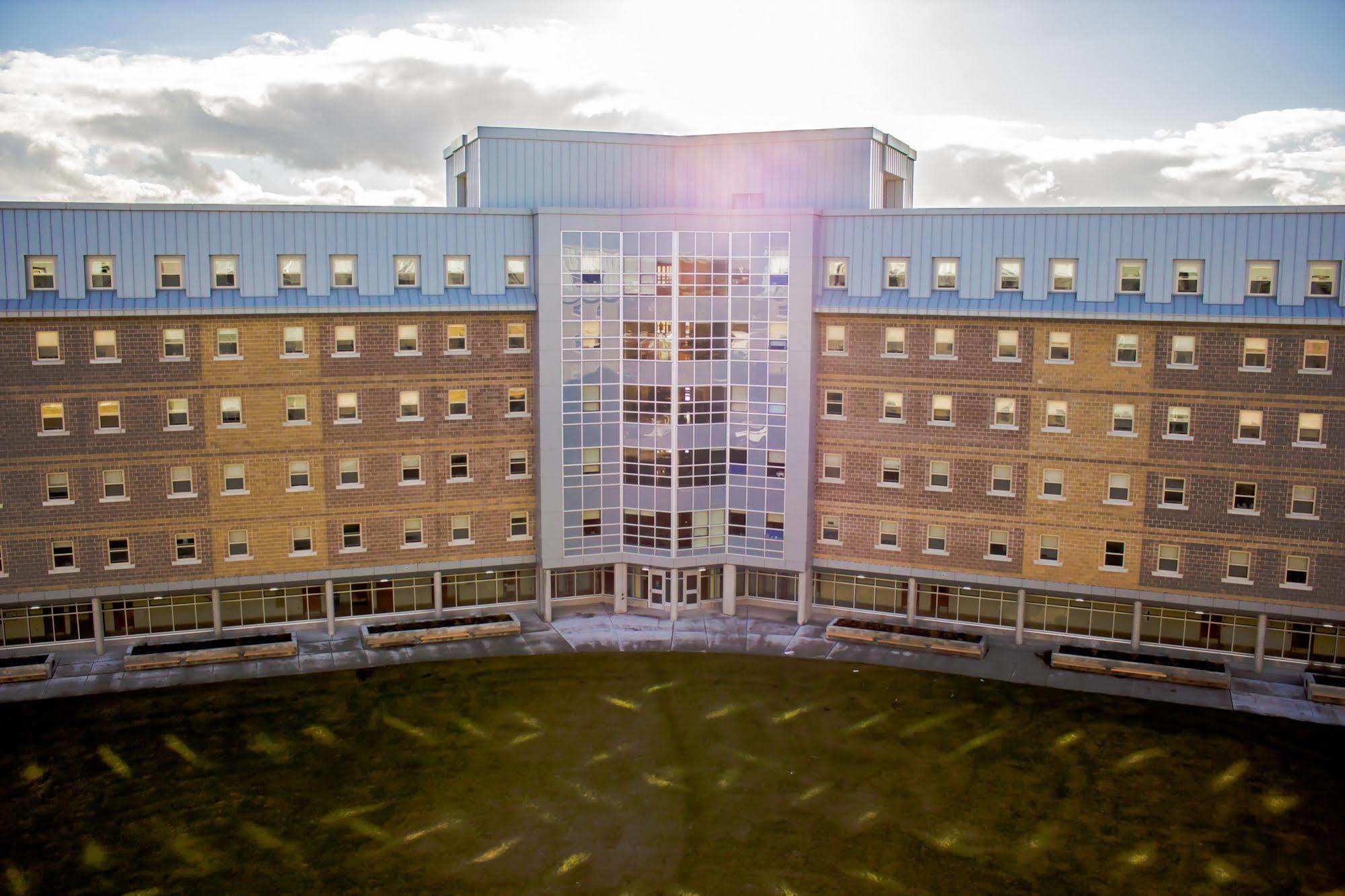 Memorial University Сент-Джонс Екстер'єр фото
